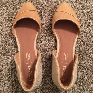 Brand new Toms honey leather flats. Size 8.5